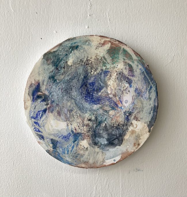 「土のにおい、夜の手ざわり」<br>2022 (Φ20) <br>acrylic,pastel,watercolor on canvas